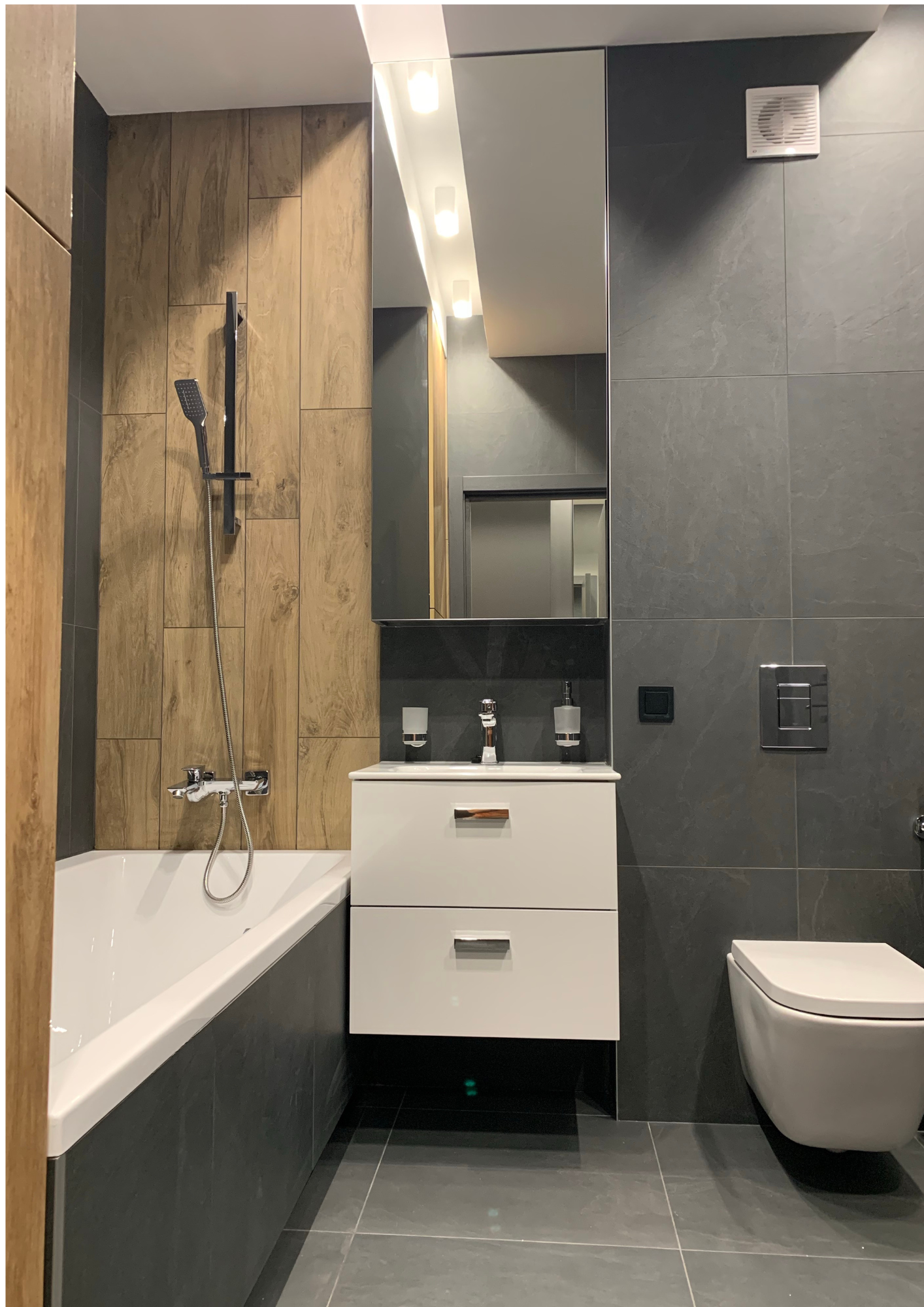 Modern bathroom fitting